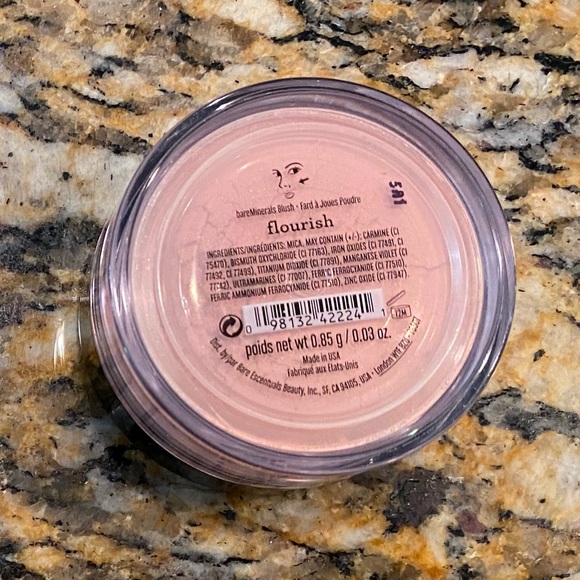 BareMinerals loose powder blush in flourish - Picture 1 of 5